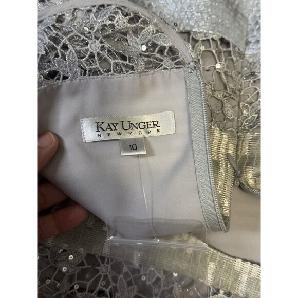 KAY UNGER Silver Gray Metallic Sequin Lace Sheath Dress BEAUTIFUL Formal 10 READ - Picture 5 of 14